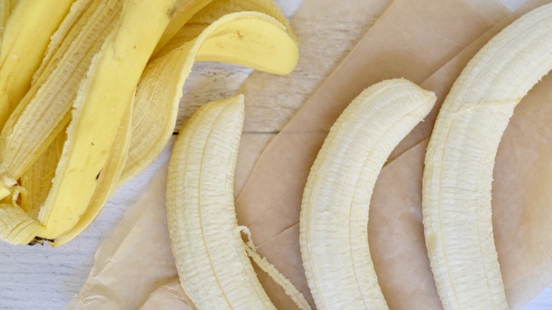 очищенные бананы