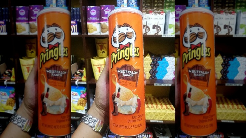 Чипсы Pringles со вкусом ранчо Баффало