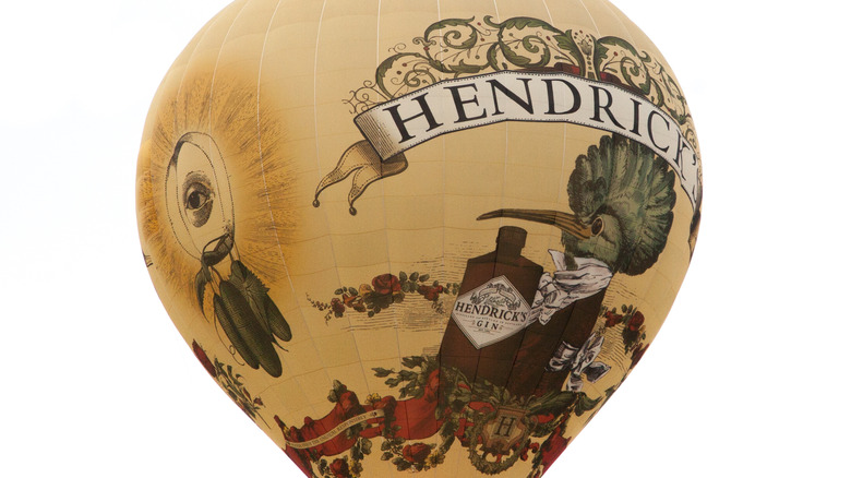 Реклама джина Hendrick's